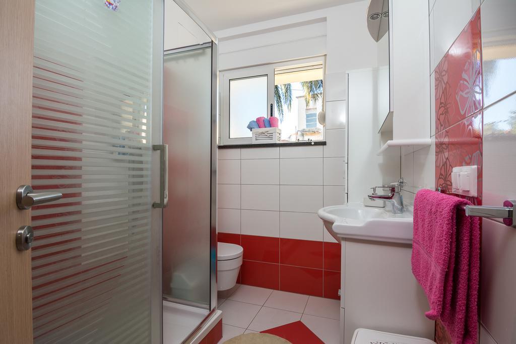 Apartments Marina Trogir Exterior photo